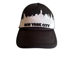 New York City Skyline Trucker Hat No Boundaries One Size Black & White Unisex Ad